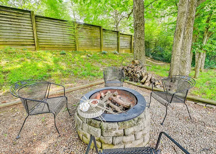 Family Home W/ Ping-Pong & Fire Pit In Lexington