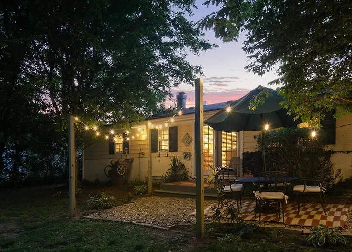 Charming Cottage | Near I-75 & Horse Park + Farms