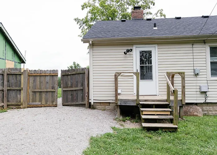 Cozy Corner| Home Near Downtown Lexington| 2Bd