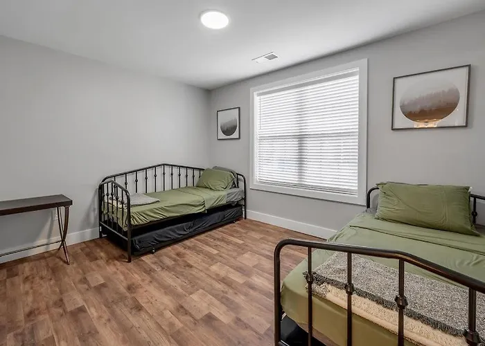 Cozy 3 Bedroom - Downtown Lexington